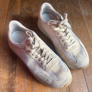Vince Cream and White Women's Sneakers